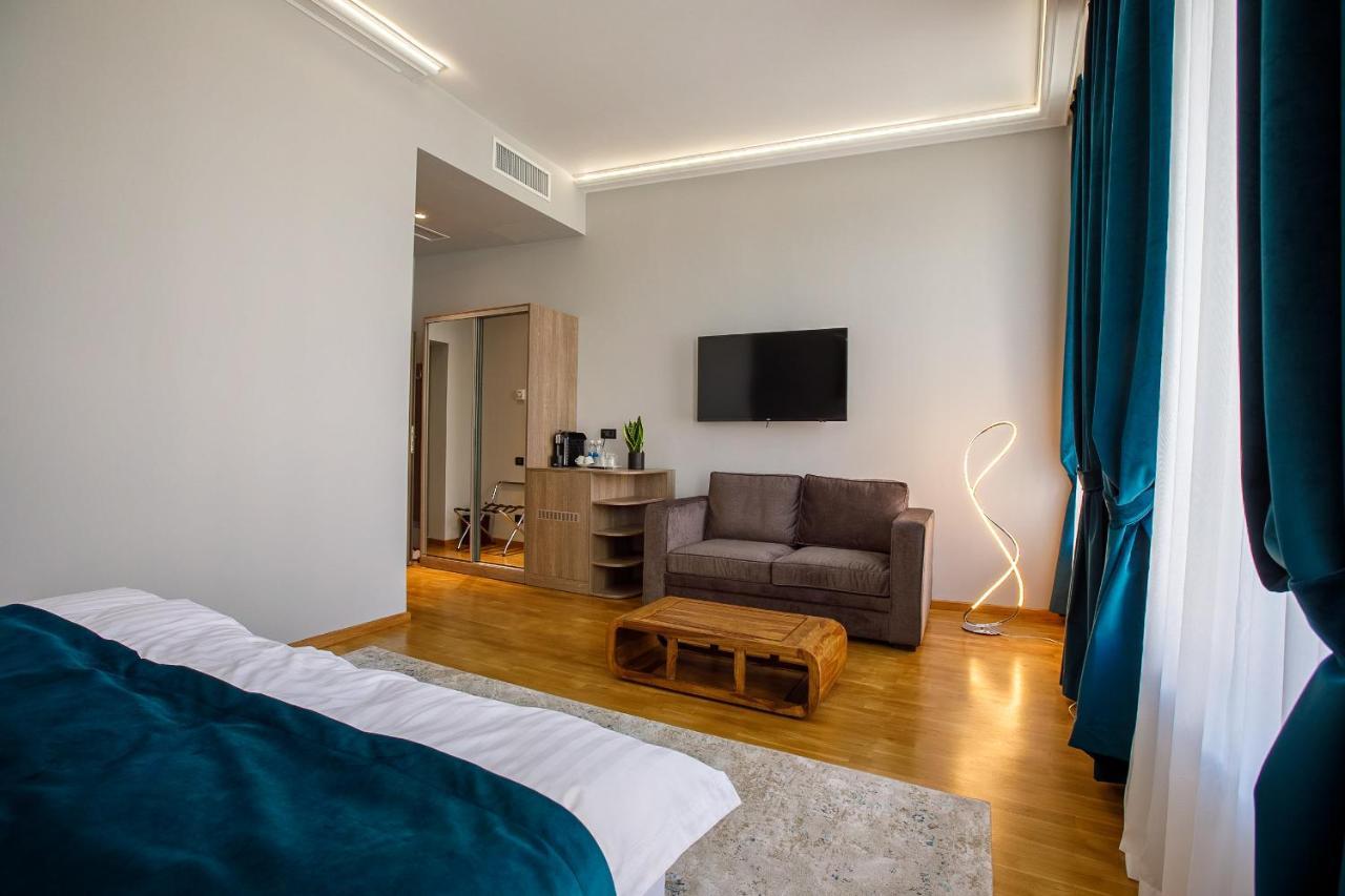 Hotel Casa Hrisicos à Constanţa Extérieur photo