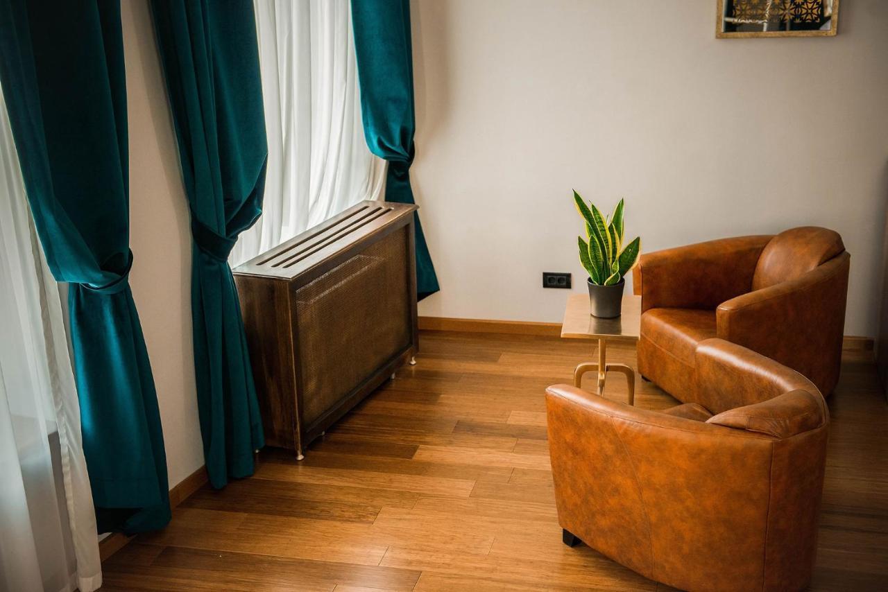Hotel Casa Hrisicos à Constanţa Extérieur photo