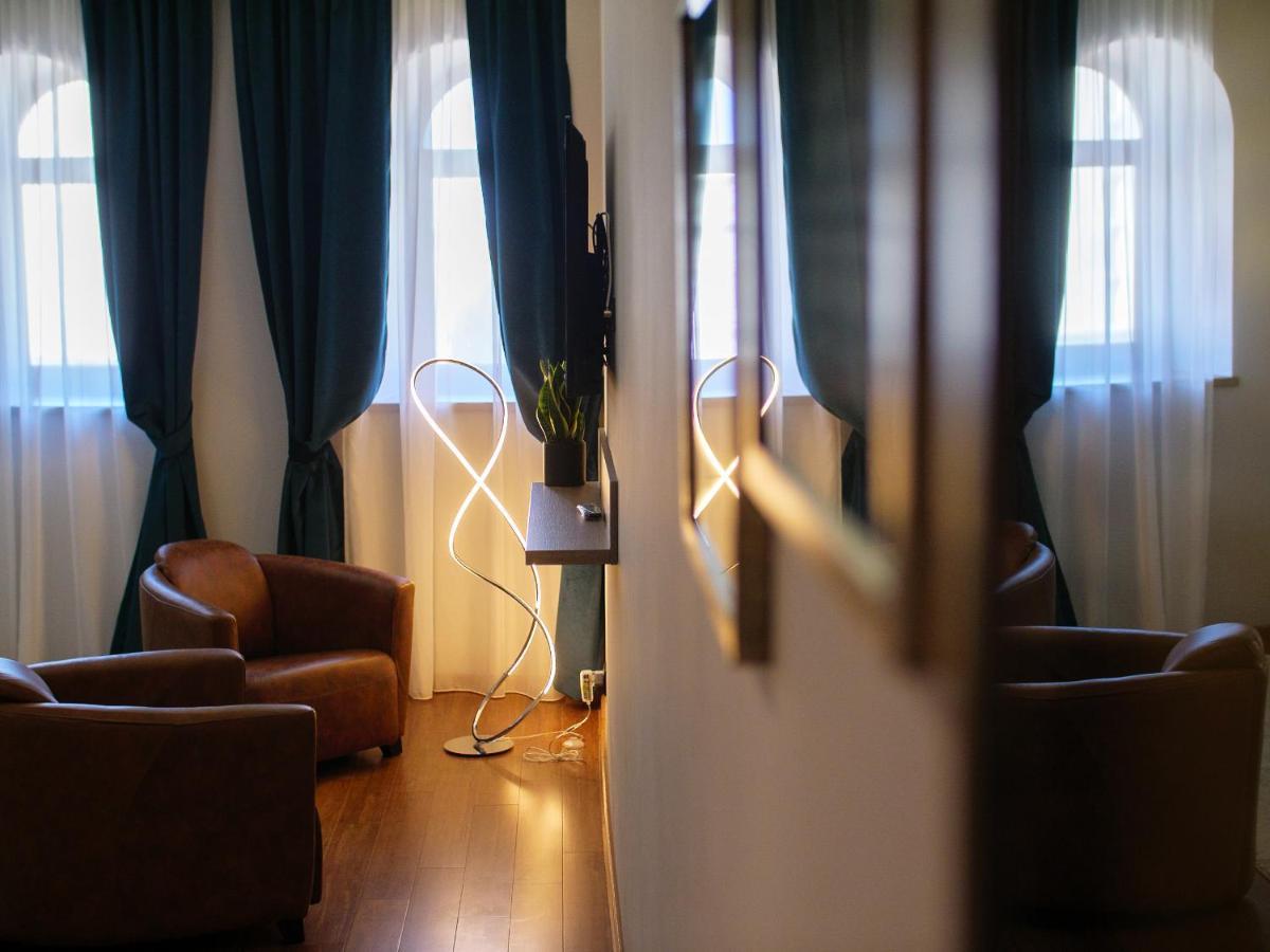 Hotel Casa Hrisicos à Constanţa Extérieur photo